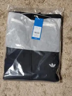 専用 adidas ブラック ジャケット Lサイズ