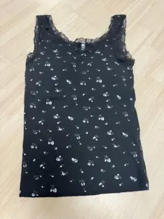 【新品未使用】coca カップ付 花柄黒タンクトップのサムネイル
