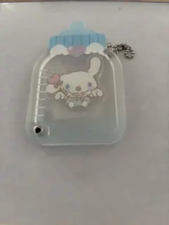 ボトル型アクリルキーホルダー