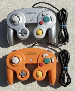 任天堂 ゲームキューブコントローラー シルバー&オレンジ　2個セット