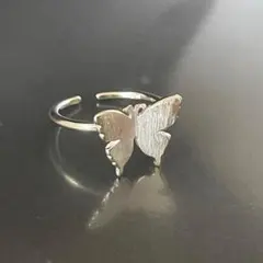 リング 蝶々 バタフライ 蝶 ちょう チョウチョ シルバー レディース 指輪