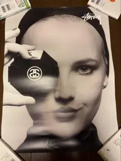 STUSSY カールラガーフェルド追悼記念　非売品ポスター STUSSY - 非売品 stussy CHANEL 追悼デザイン ポスターの通販 by