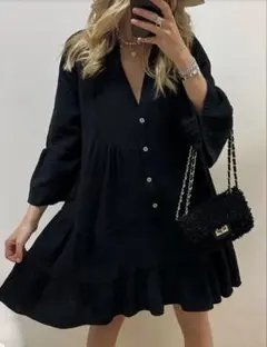 Vネックワンピース