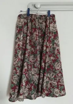 【美品】wcloset 花柄スカート ボルドー フリーサイズのサムネイル