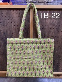 SUPER SALE !! キルティング トートバッグ 花柄 グリーンのサムネイル