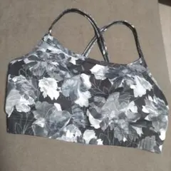 SUKALAブラックフラワーヨガウェア　ブラとレギンス Sサイズ