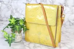 Item thumbnail for item fb056355-677f-43cc-a33b-004687e35e2b