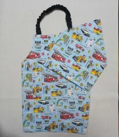 車　水色　キッズエプロン