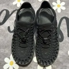 KEEN ブラック ユニーク