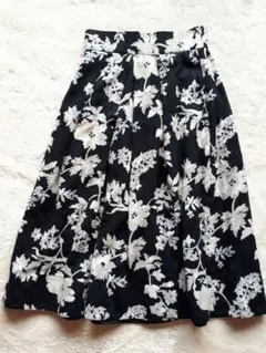 ユナイテッドアローズ　膝丈スカート　フラワープリント　花柄　ボタニカル　34　S