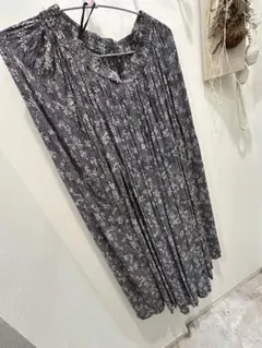 花柄プリーツガウチョパンツ