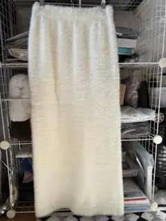 【 BASEMENT online 】ふわふわシャギーニット❤︎スカート ロング白