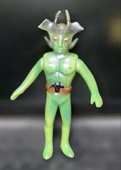タカトク☆デビルマン☆1970年代の希少ソフビフィギュア☆約15cm 2026年最新】タカトク デビルマンの人気アイテム - メルカリ