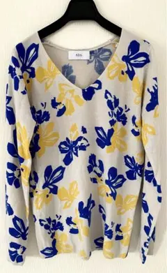 AZUL  花柄薄手ニット