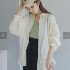 kasutane バックギャザーBIGシャツ　アイボリーのサムネイル
