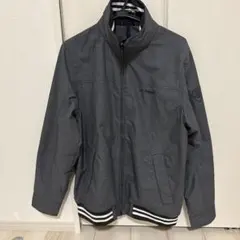 トミーヒルフィガー　アウター　Mサイズ
