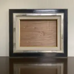 最高級油絵、日本画額縁　F4号　新品未使用　定価¥29800　人気商品 黒角花 金 F4号 高級油彩額縁 差し箱付き 受注生産品 - 額縁