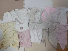 ベビー肌着・赤ちゃんドレス・ビブ・帽子セット