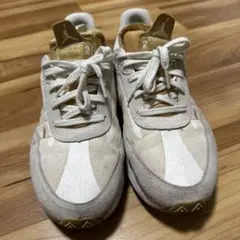 【早い者勝ち】ジョーダン　ホワイト/ベージュ スニーカー　NIKE