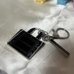 JILL by JILL STUART ガチャ メタルキーホルダー ブラック