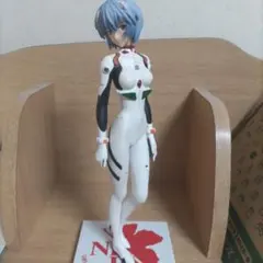 綾波レイ　フィギュア