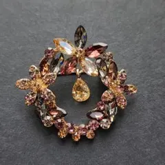 ブローチ リーフモチーフのブローチ ヴィンテージ風