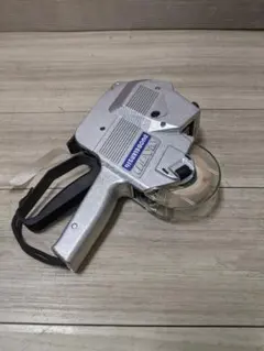 Item thumbnail for item aee110b1-b05d-455c-9957-d752209df42b