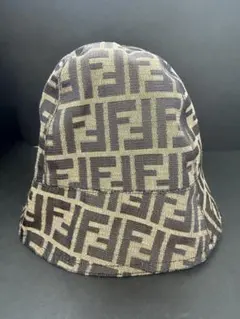 FENDI フェンディ　総柄　ベースボールキャップ　ズッカ柄　イエロー FENDI フェンディ ズッカ柄 ベースボールキャップ 総柄 - メルカリ