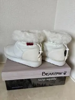 BEARPAW ベアパウ　ファー付きホワイトショートブーツ23㌢USAサイズ6