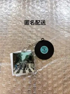 BEATLES ビートルズ ダイキャストレコードチャーム ガチャ