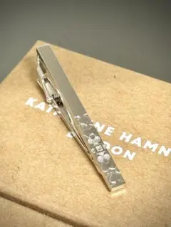 Item thumbnail for item e3e88bc3-6f46-4e3d-84fc-83fef18ba225