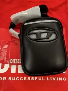 新品 DIESEL ショルダーバッグのサムネイル