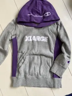 エクストララージ  Champion 110 パーカー