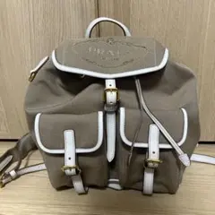 プラダ　バックパック　ロゴジャガード