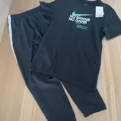 Sサイズ　ナイキ　上下　ウェア　メンズ　ロングパンツ　 Tシャツ