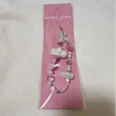 HELLO KITTY♥︎ JISOOジス キティ モバイルストラップ - メルカリ