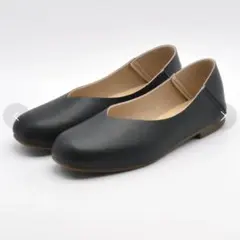 o.g.a フラットパンプス