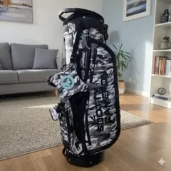 新品未使用　スコッティキャメロン　キャディバッグ　スタンド式