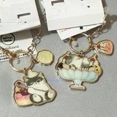 新品未使用★バッグチャーム２種★ショートケーキにゃんフルーツパフェにゃん