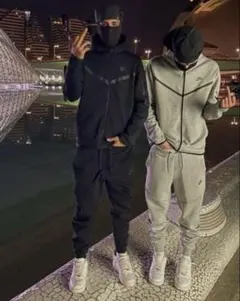 美品‼️ナイキ　ジョガーパンツ　NIKE Lサイズ ブラック　黒　テックフリース