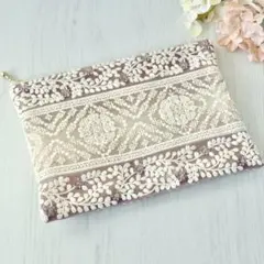 インド刺繍リボンの大人きれいポーチ　（20㎝ファスナー）