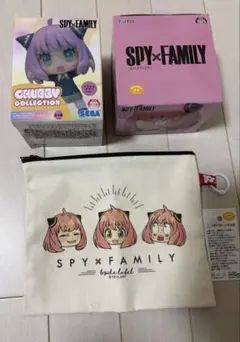 SPY×FAMILY アーニャ フィギュア　ポーチ