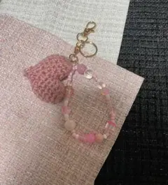 ピンクのビーズキーホルダー