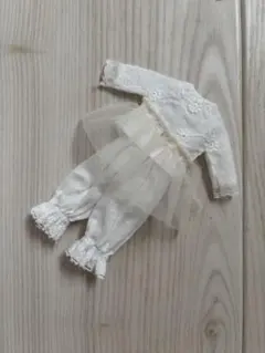 Item thumbnail for item 746773e4-44df-4c25-8120-1f48a052761a