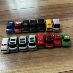 ミニカーセット チョロQ風　15台 色とりどり