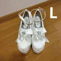 ホワイトリボン付きプラットフォームハイヒール