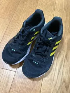 adidas キッズ スニーカー ブラック/イエロー 21cm