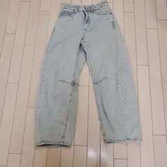 ☆GU ☆バレルレッグジーンズ　S　ライトブルー　デニムのサムネイル