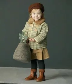 コーデュロイ素材のレギンスパンツ