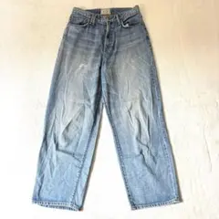 nn1165 モナーム ストレートデニムパンツ ややワイド 牛革 本革 ゆったりのサムネイル